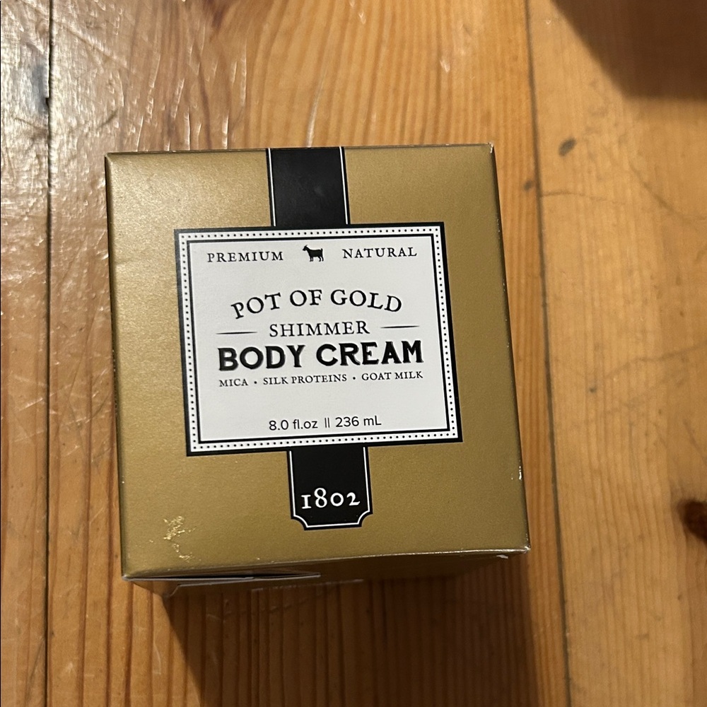 Beekman 1802 Gold Shimmer Body Cream new in box 8 Fl oz